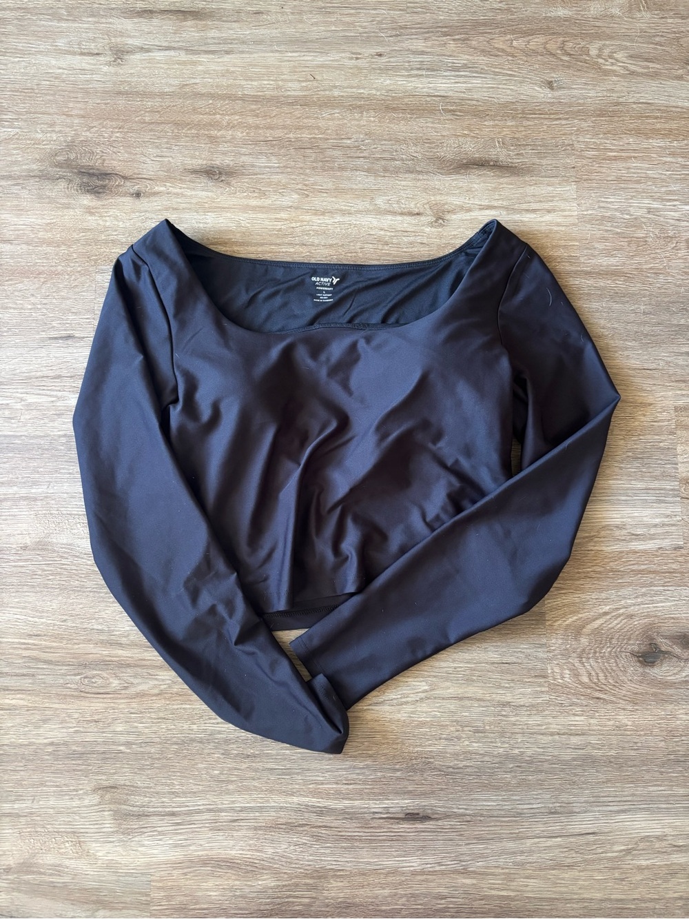 Active Old Navy Long Sleeve Crop Top